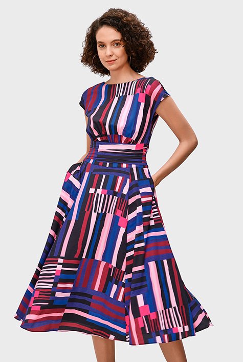 Shop Graphic stripe print crepe pleated dress | eShakti