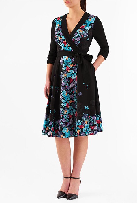 Floral V-Neck Knee Length Wrap Dress