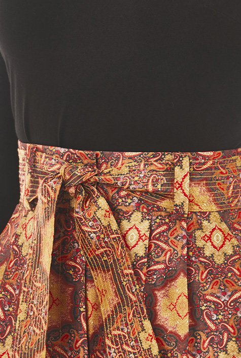 Front pleats add to the wide-leg cut of our high-waisted paisley tile print polydupioni pants to skirt-like proportions.