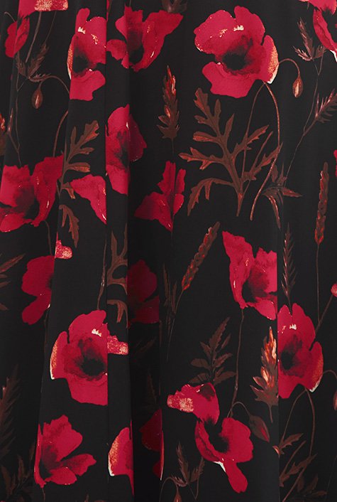 Our wildly flattering floral print crepe is shirred and pleated to perfection for a fabulous frock that keeps you looking gorgeous and feeling right at home during any occasion.