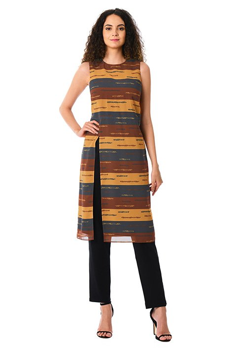 Graphic stripe georgette vented tunic and cotton knit slim pants