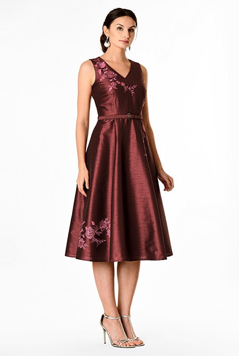 Eshakti Women's Floral Embellished Dupioni Belt Dress Wine/Pink