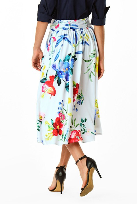 Shop Floral Print Matte Crepe Paperbag Waist Skirt Eshakti