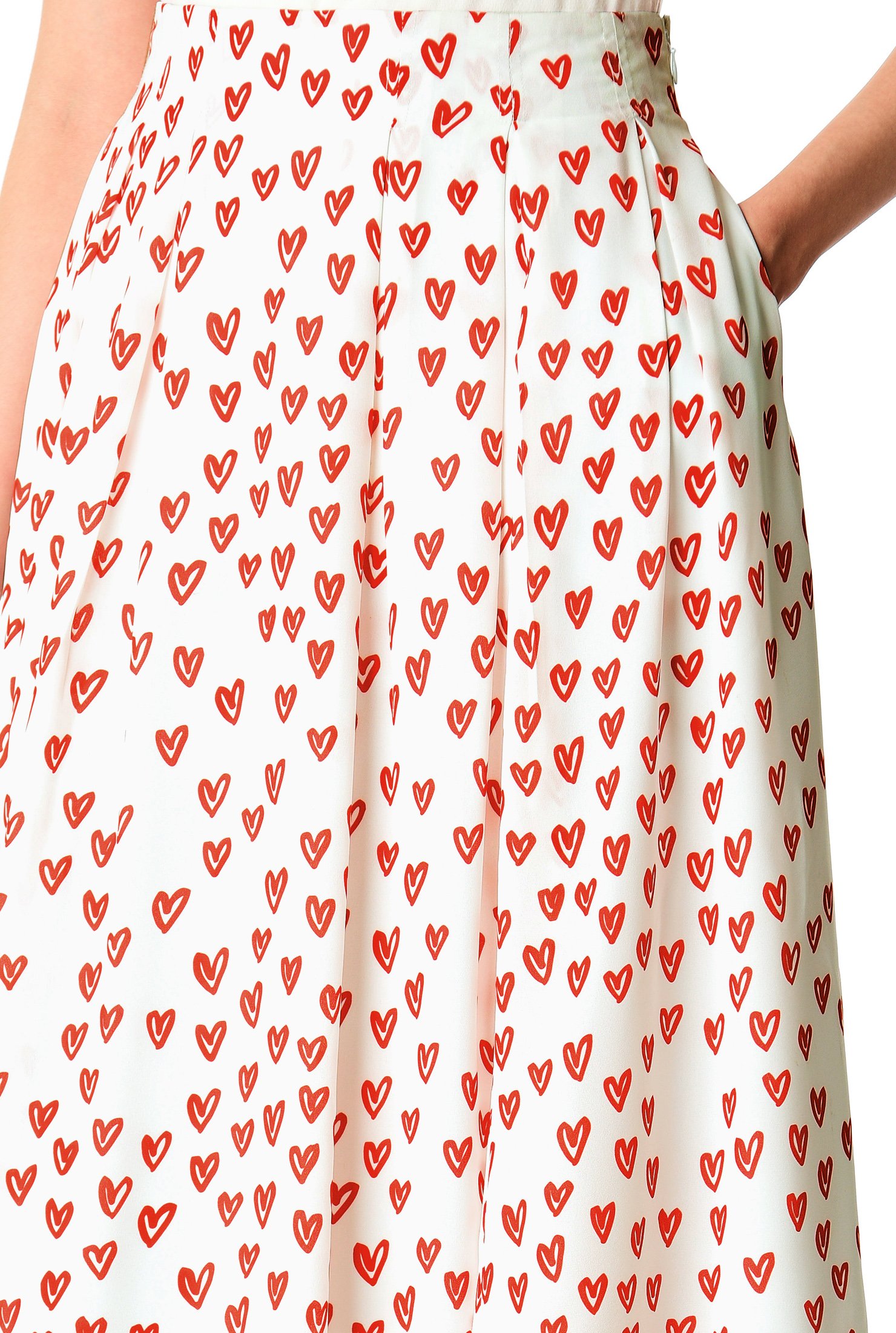 Shop Heart Print Crepe Box Pleat Skirt Eshakti - buy pink pleated skirt roblox id up to 75 off free shipping