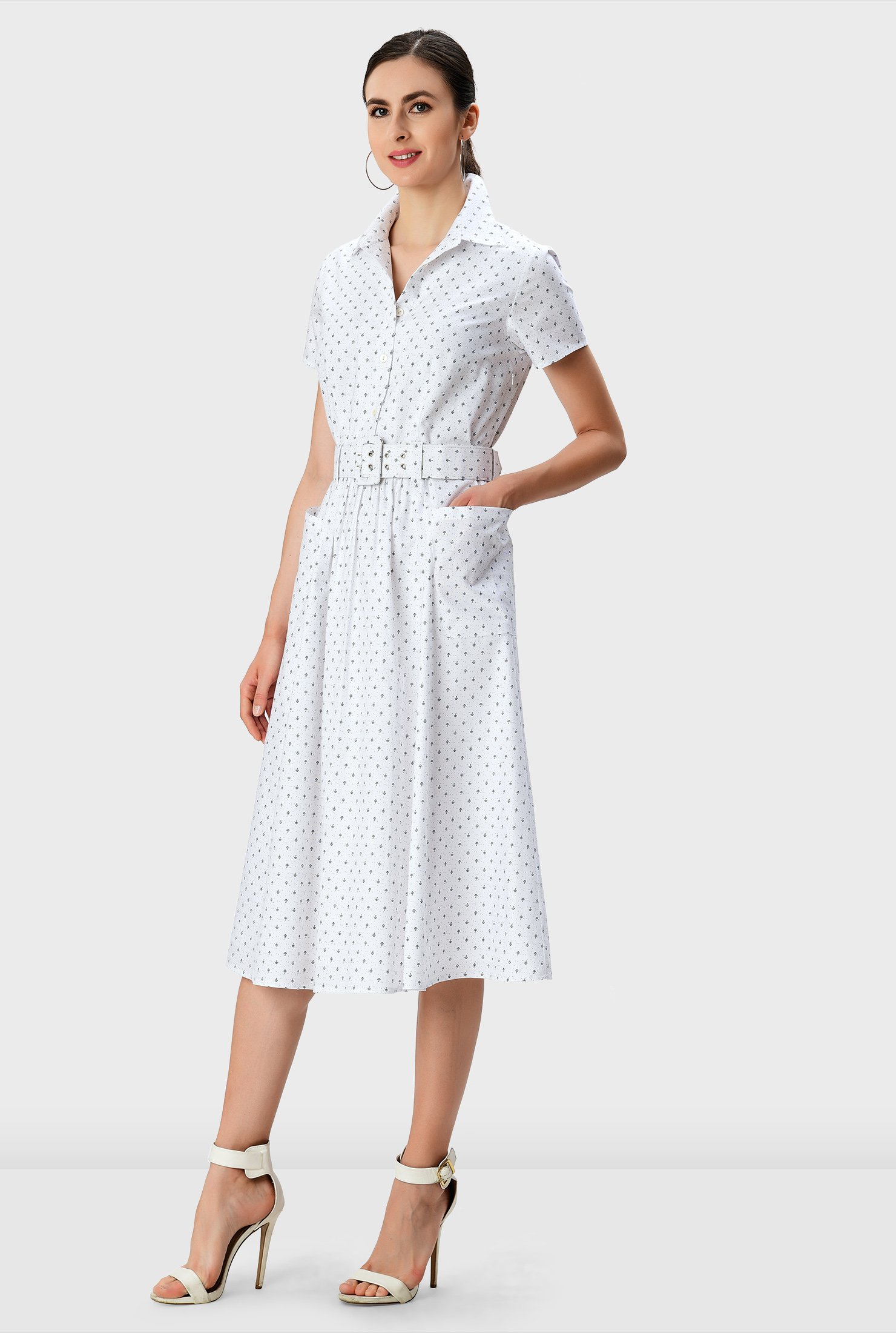 The best kind of dress for everyday wear, our button-down shirtdress made of crisp cotton poplin is ready for work, weekend and everything in between.