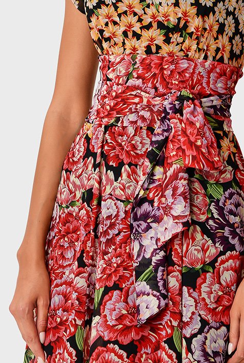 Pretty Red Floral Print Dress - Maxi Dress - Surplice Maxi Dress