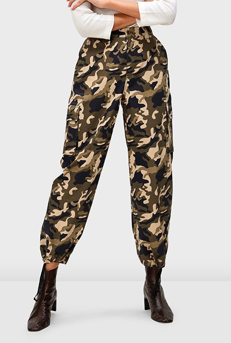 Buy Men's Green Camouflage Printed Cargo Pants Online at Bewakoof