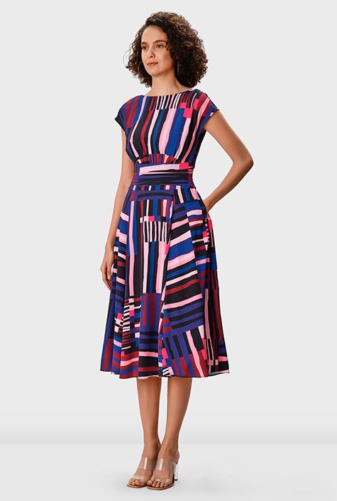 Shop Graphic stripe print crepe pleated dress | eShakti