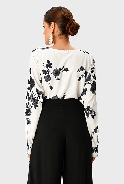 Keyhole front floral print crepe blouse