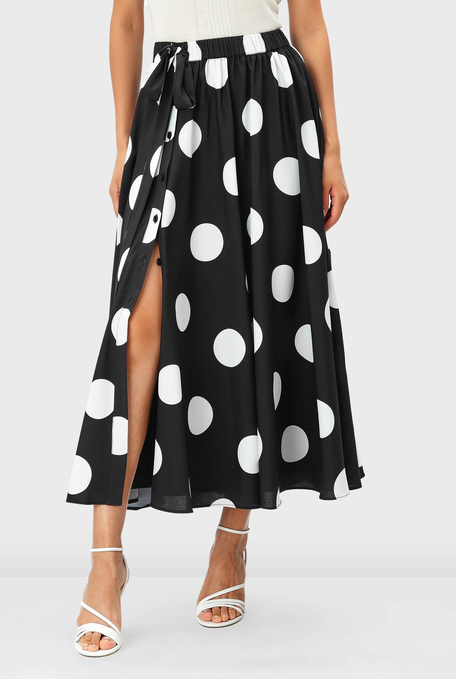 Button front polka dot print crepe skirt