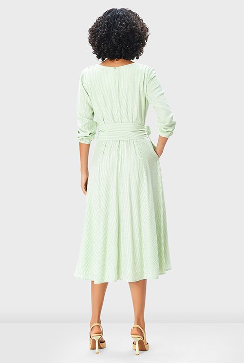 Leonardoda Størrelse silke Shop Pleated empire pinstripe linen blend dress | eShakti
